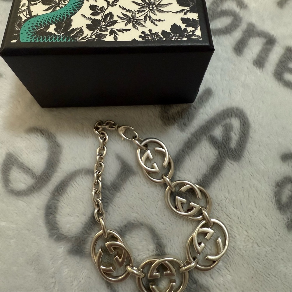 Gucci Britt Logo Sterling Silver Link Bracelet
925 Authentic in Box